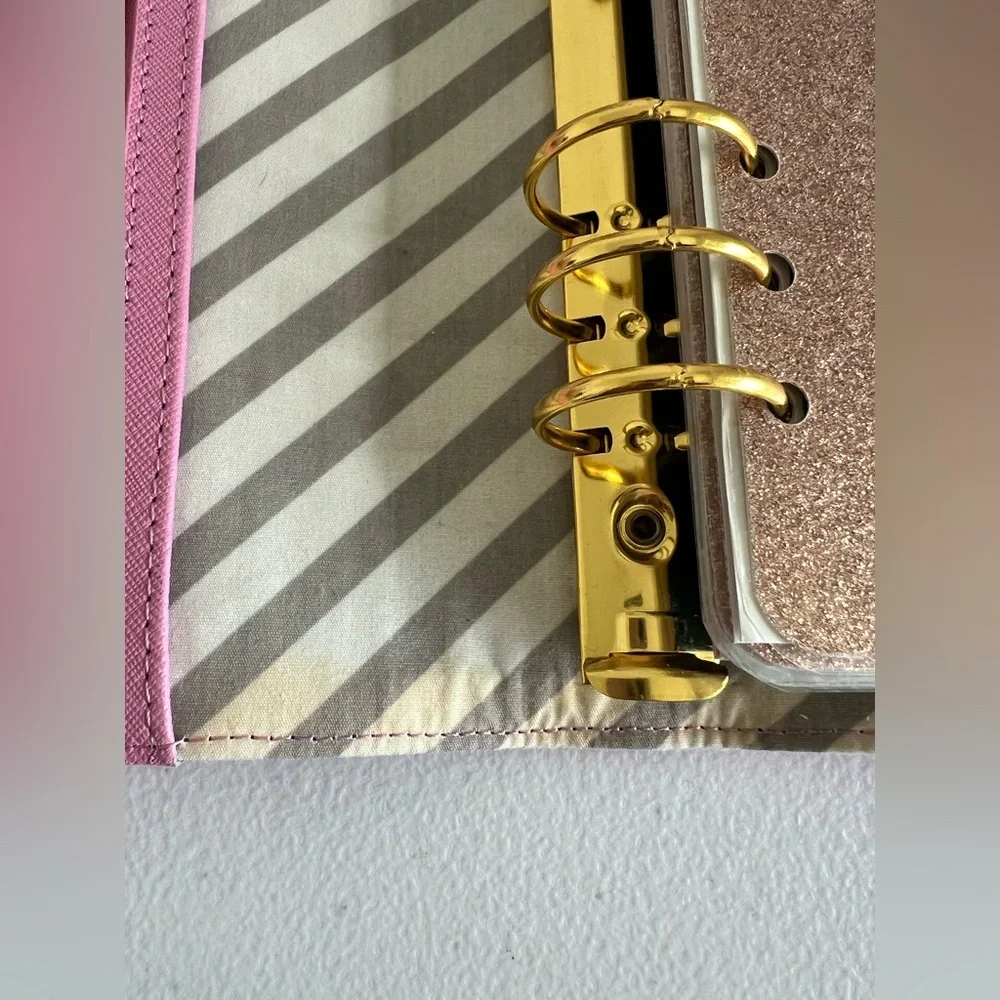 kikki.K clean pics defects